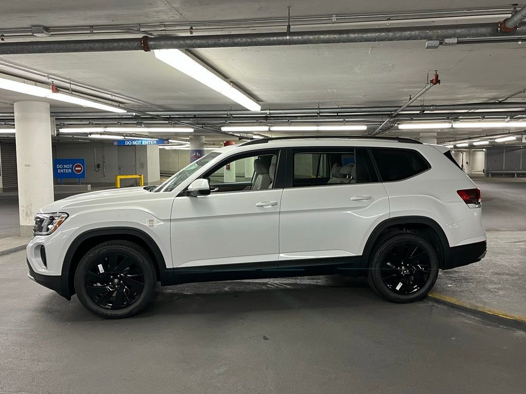 New 2026 Volkswagen Atlas SE image 34