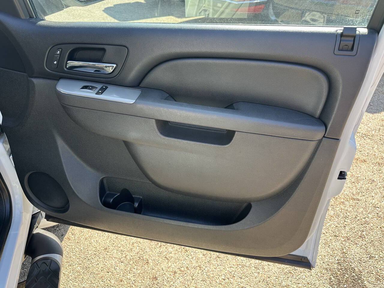 Used 2011 Chevrolet Tahoe LT w/ Luxury Package image 24