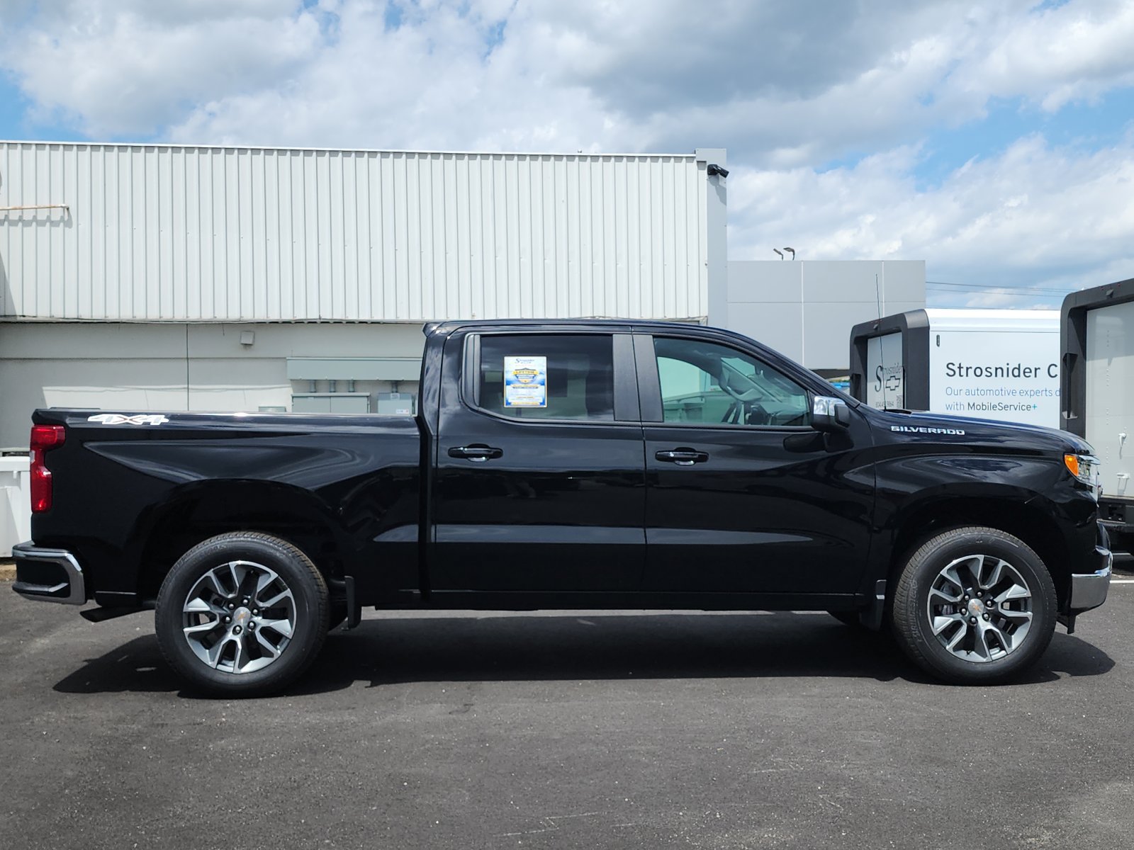 New 2026 Chevrolet Silverado 1500 LT AWD/4WD image 6
