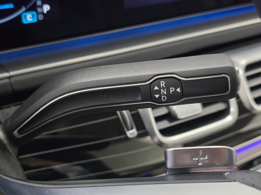 Used 2024 Mercedes-Benz GLS 580 GLS 580 image 16