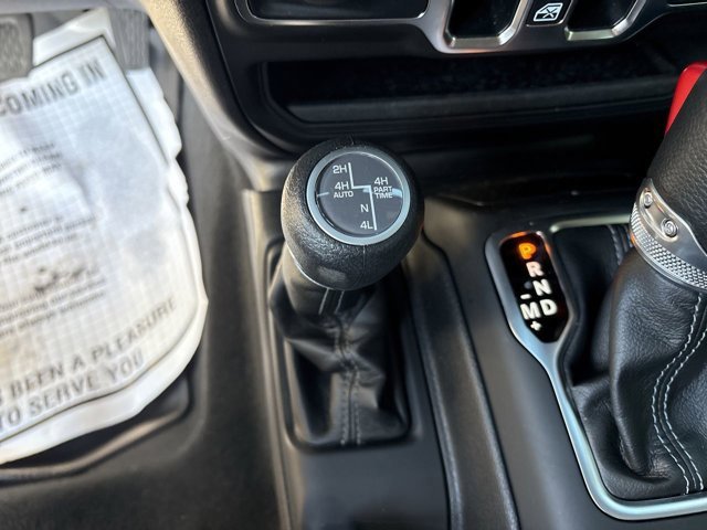 Used 2025 Jeep Wrangler Sport S w/ Convenience Group image 32