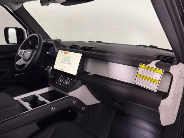 New 2026 Land Rover Defender 110 X-Dynamic SE AWD/4WD image 14
