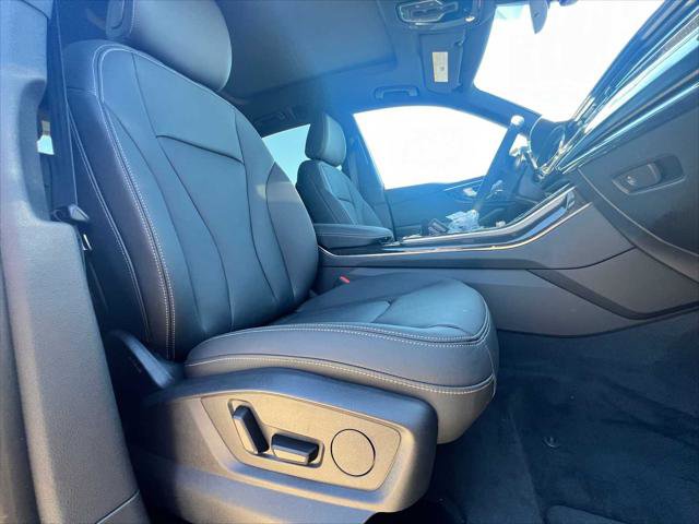 Used 2024 Audi Q8 Premium w/ Black Optic Package image 11