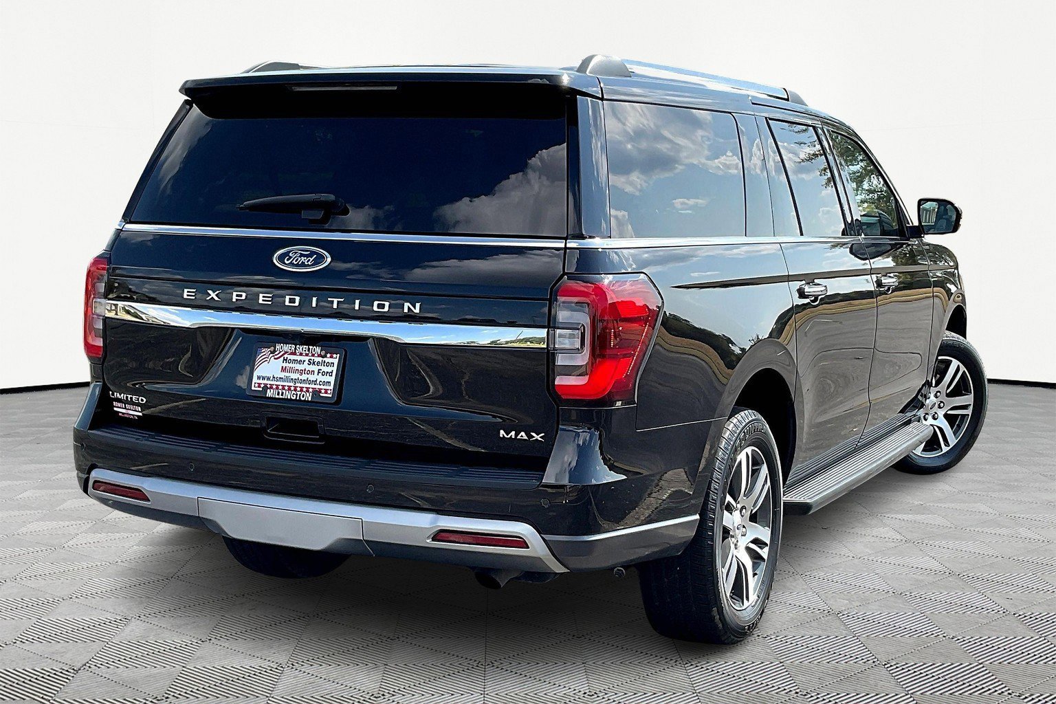 Used 2024 Ford Expedition Max Limited image 12