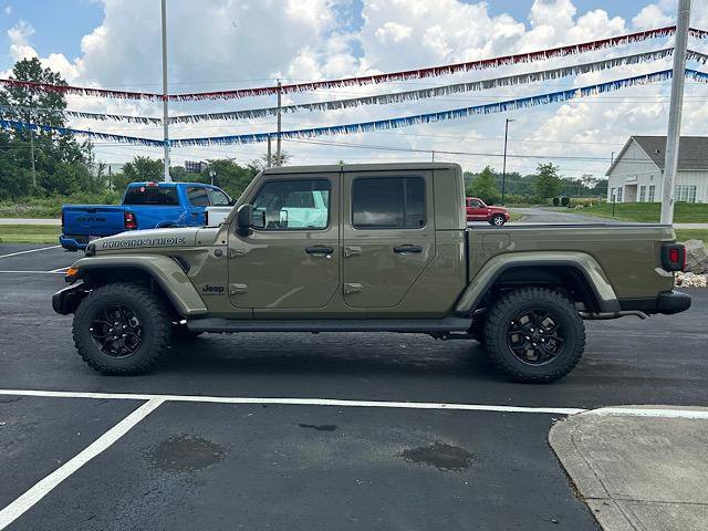 New 2025 Jeep Gladiator Sport image 6