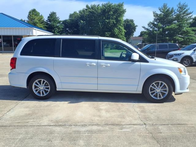 Used 2016 Dodge Grand Caravan SXT w/ Rear Park Assist Package FWD image 27