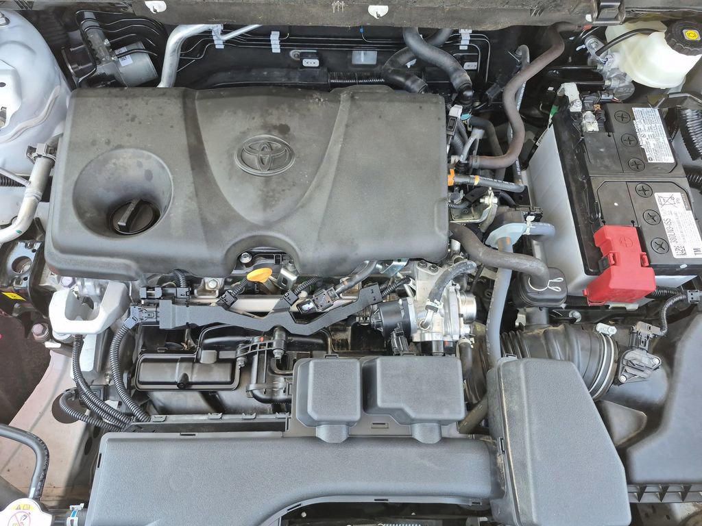 Used 2024 Toyota RAV4 LE image 17