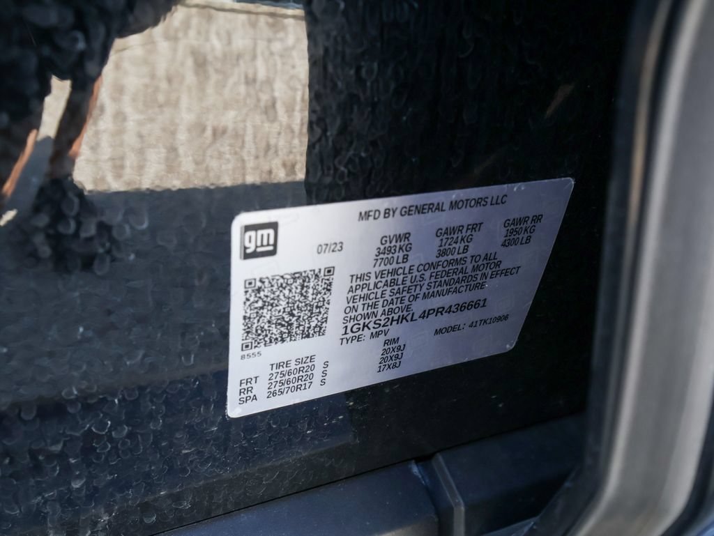 Used 2023 GMC Yukon XL AT4 w/ AT4 Premium Plus Package AWD/4WD image 42