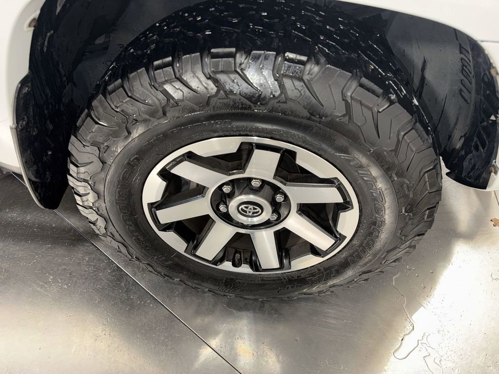 Used 2018 Toyota 4Runner TRD Off-Road Premium w/ Wilderness Package image 14