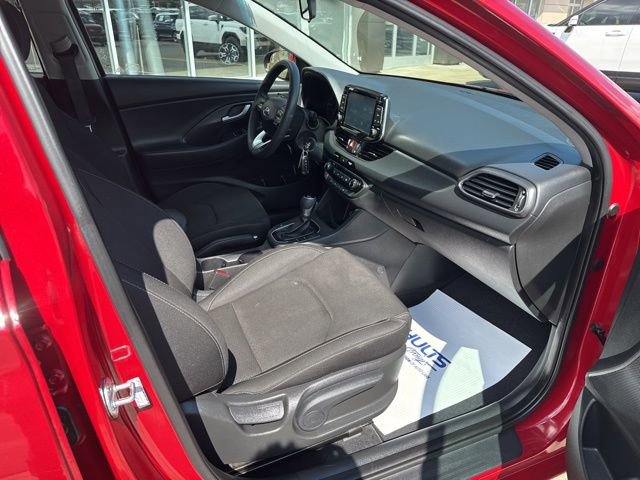 Used 2018 Hyundai Elantra GT FWD image 20