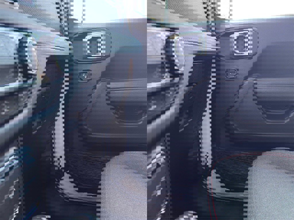 Used 2024 Jeep Wrangler Unlimited Rubicon image 26