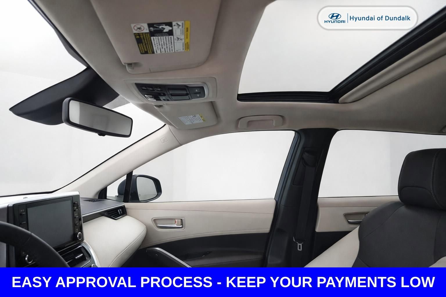 Used 2022 Toyota Corolla Cross XLE w/ Convenience Package FWD image 15