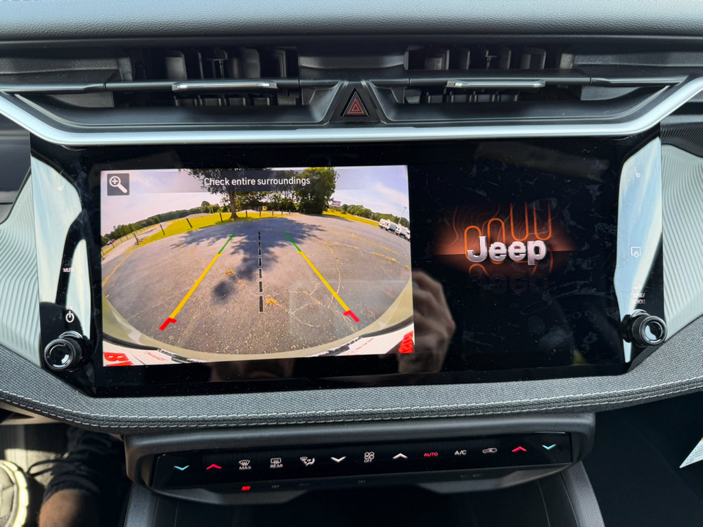 New 2026 Jeep Cherokee Laredo AWD/4WD image 22