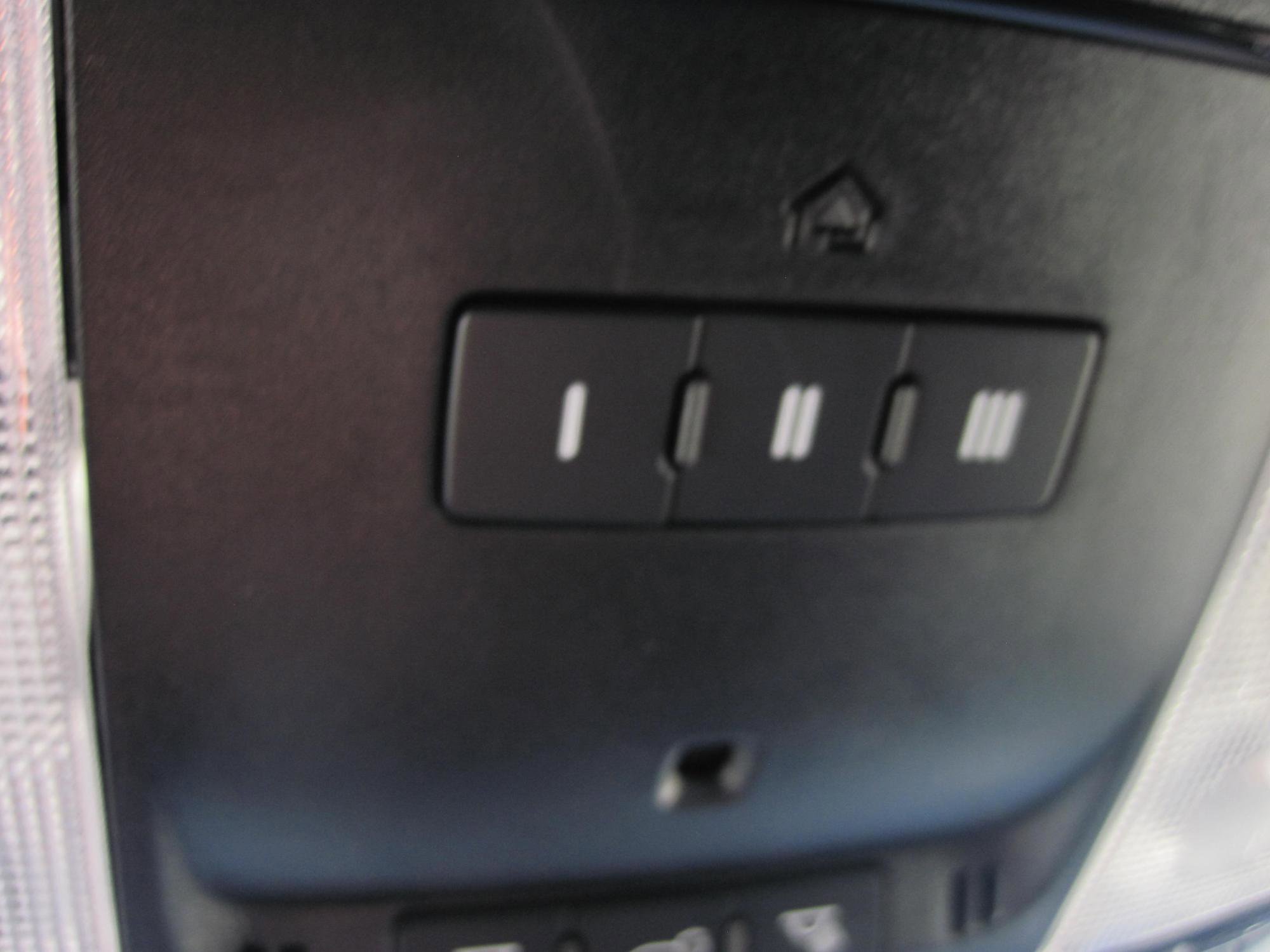 Used 2023 Dodge Durango R/T w/ Blacktop Package image 23