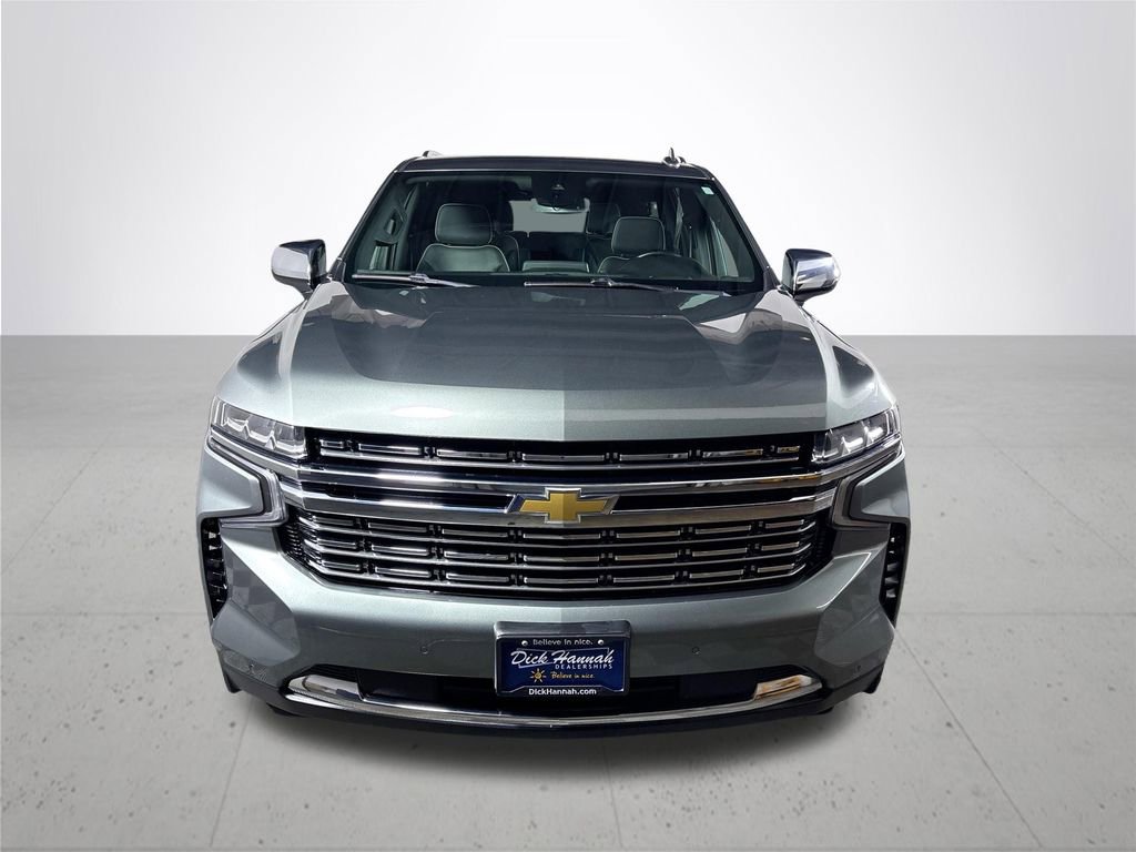 Used 2023 Chevrolet Suburban Premier image 3
