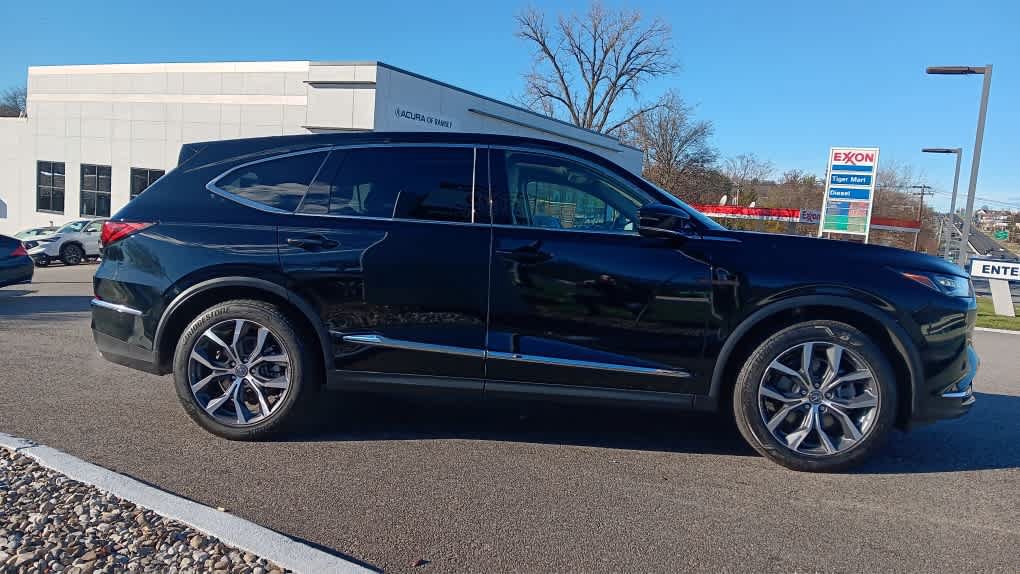 Used 2023 Acura MDX w/ Technology Package AWD/4WD image 6
