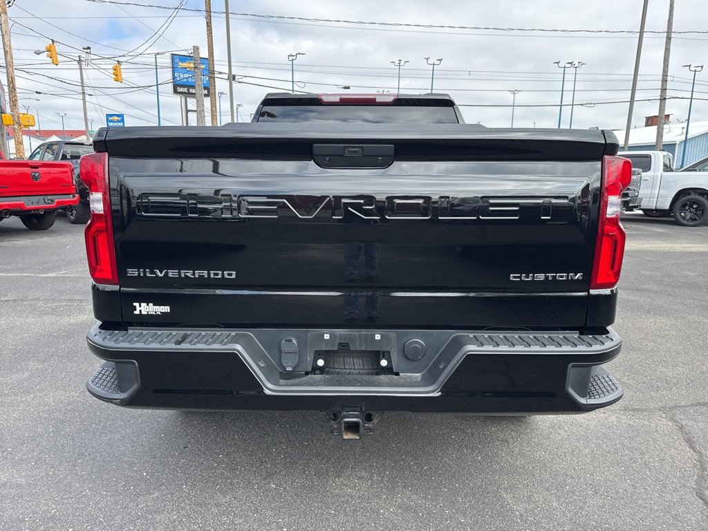 Used 2022 Chevrolet Silverado 1500 Custom w/ Safety Confidence Package image 6