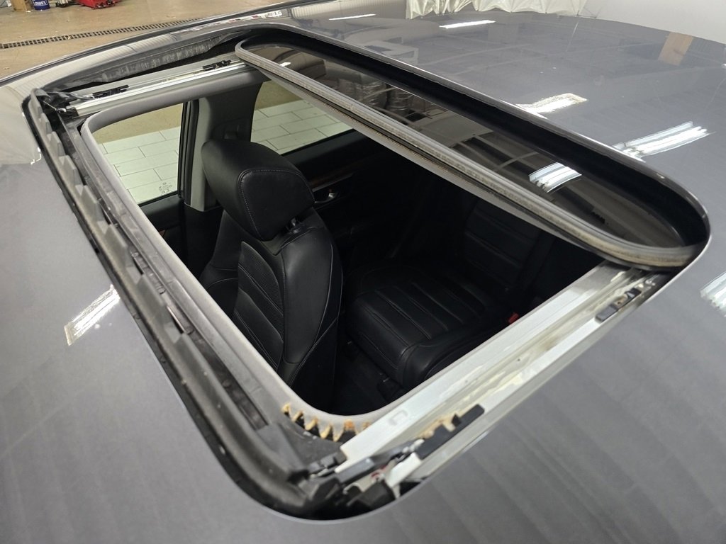 Used 2022 Honda CR-V EX-L image 3