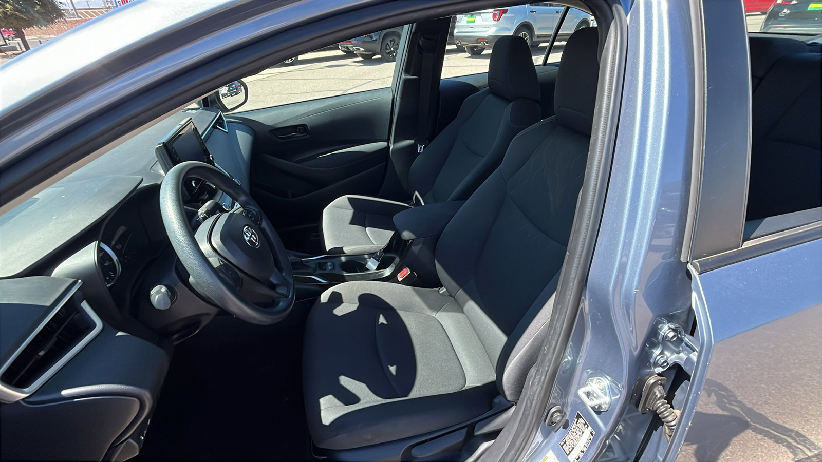 Used 2022 Toyota Corolla LE image 10