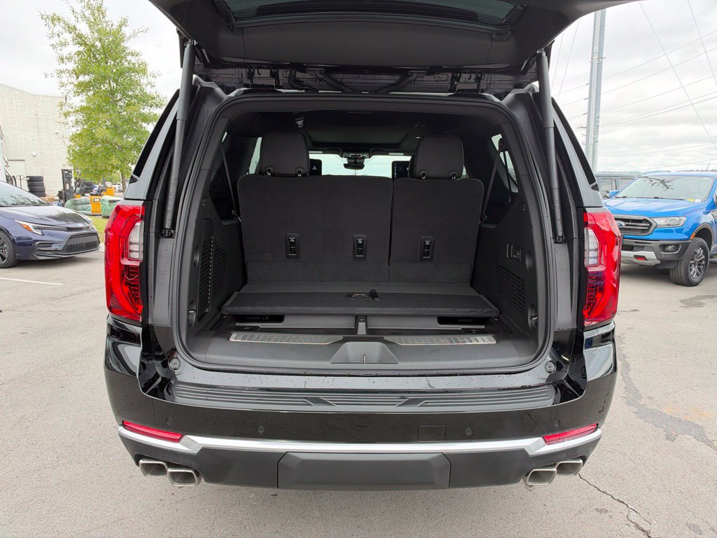 New 2026 GMC Yukon XL Denali w/ Denali Reserve Package AWD/4WD image 36