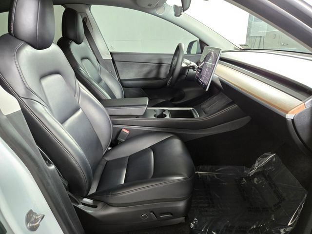 Used 2021 Tesla Model Y Long Range AWD/4WD image 22