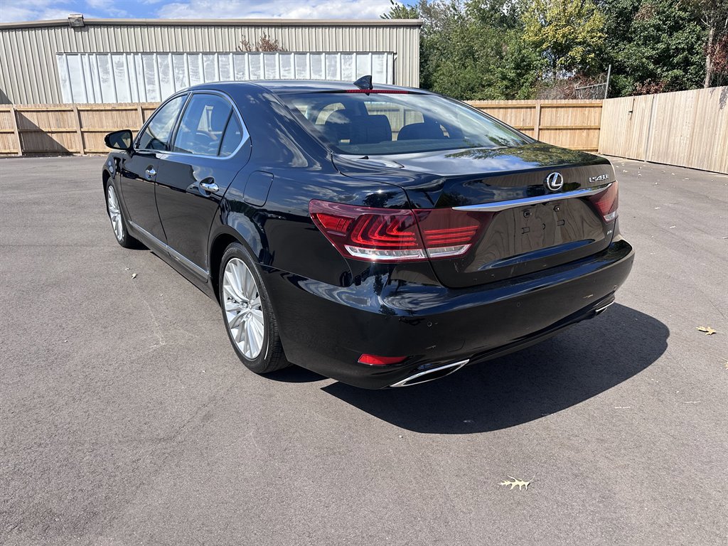 Used 2015 Lexus LS 460 L image 3