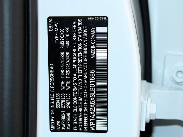 Used 2025 Porsche Macan image 29