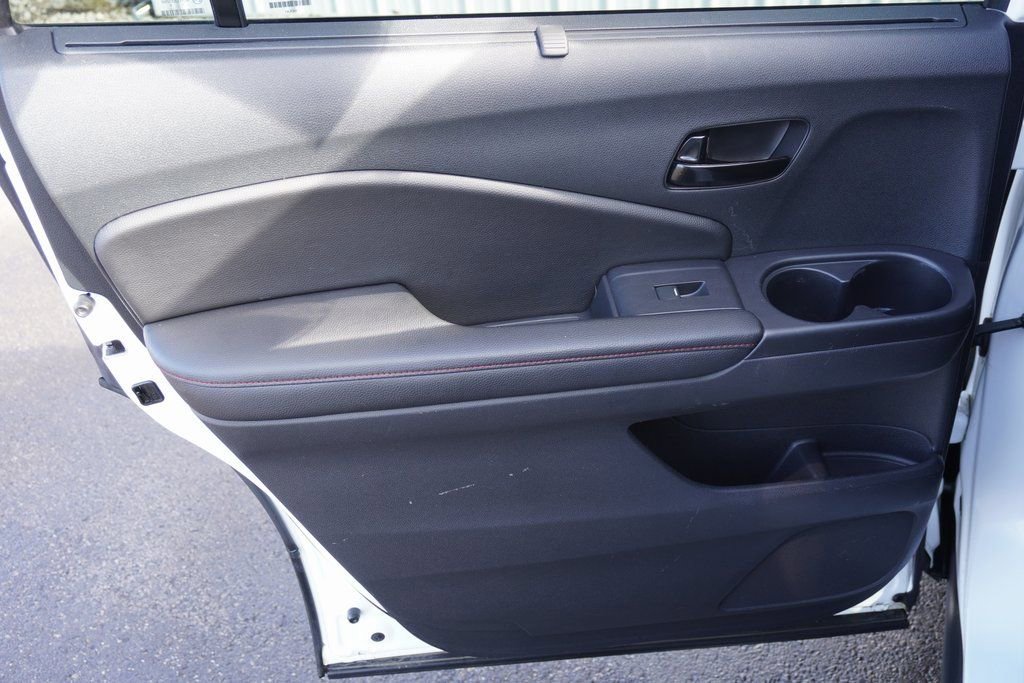 Used 2024 Honda Passport Black Edition image 30