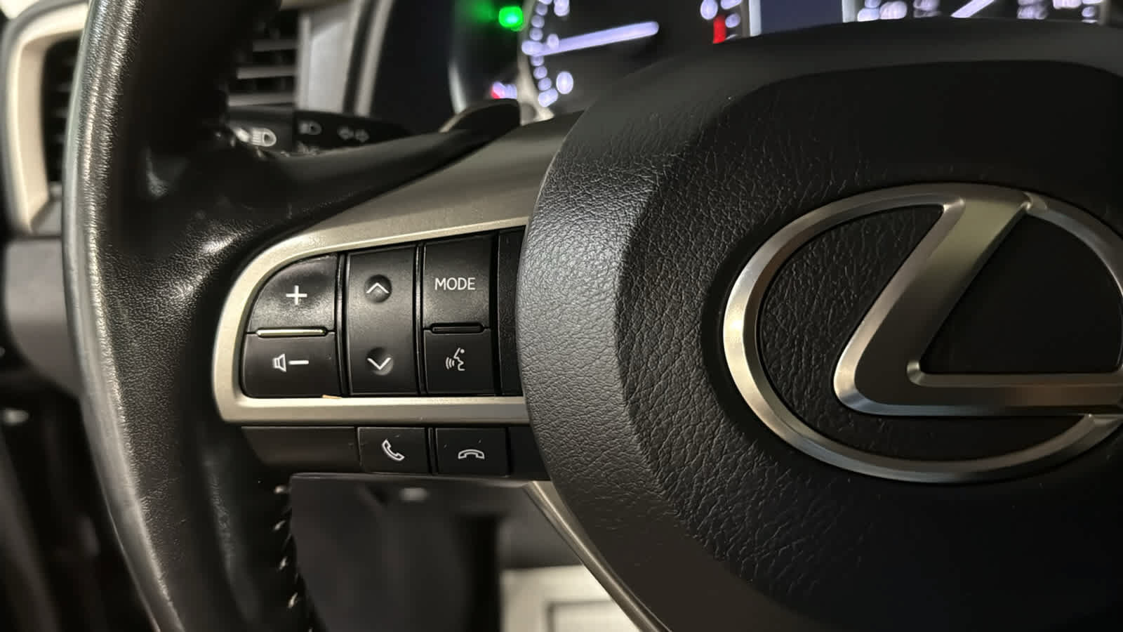 Used 2020 Lexus RX 350 AWD w/ Premium Package image 12