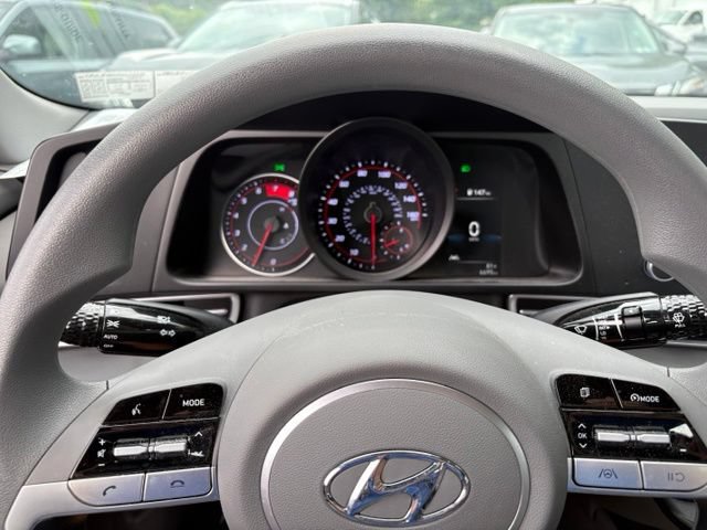 Used 2023 Hyundai Elantra SEL FWD image 18