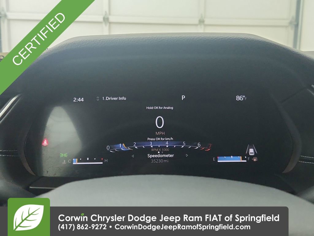 Used 2023 Jeep Grand Cherokee Laredo AWD/4WD image 22