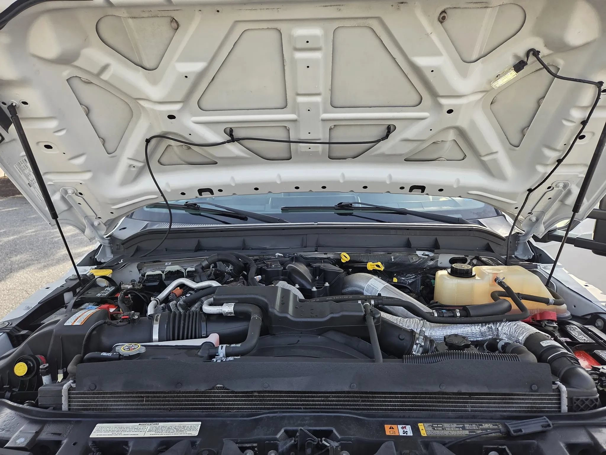 Used 2016 Ford F450 XL w/ Power Equipment Group AWD/4WD image 16