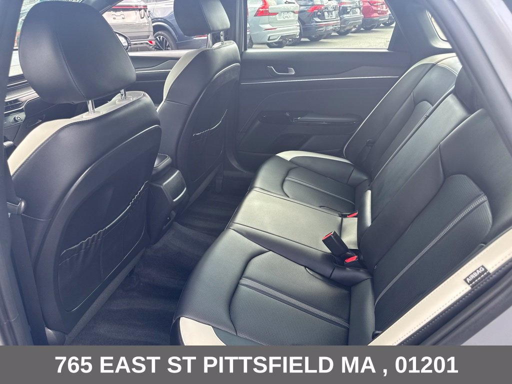 Used 2025 Kia K5 GT-Line w/ GT-Line Premium Package FWD image 17