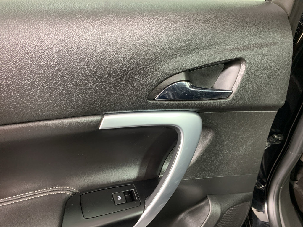 Used 2017 Buick Regal GS image 32