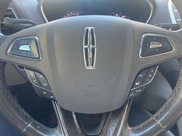 Used 2017 Lincoln MKX Reserve w/ Enhanced Security Package image 13