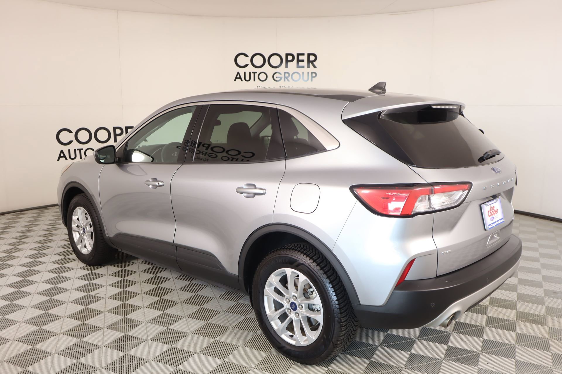 Used 2021 Ford Escape SE image 21