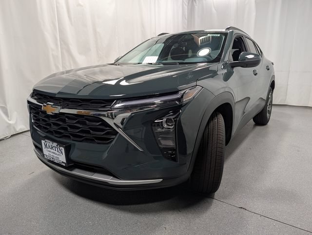 New 2026 Chevrolet Trax LT w/ Driver Confidence Package FWD image 7