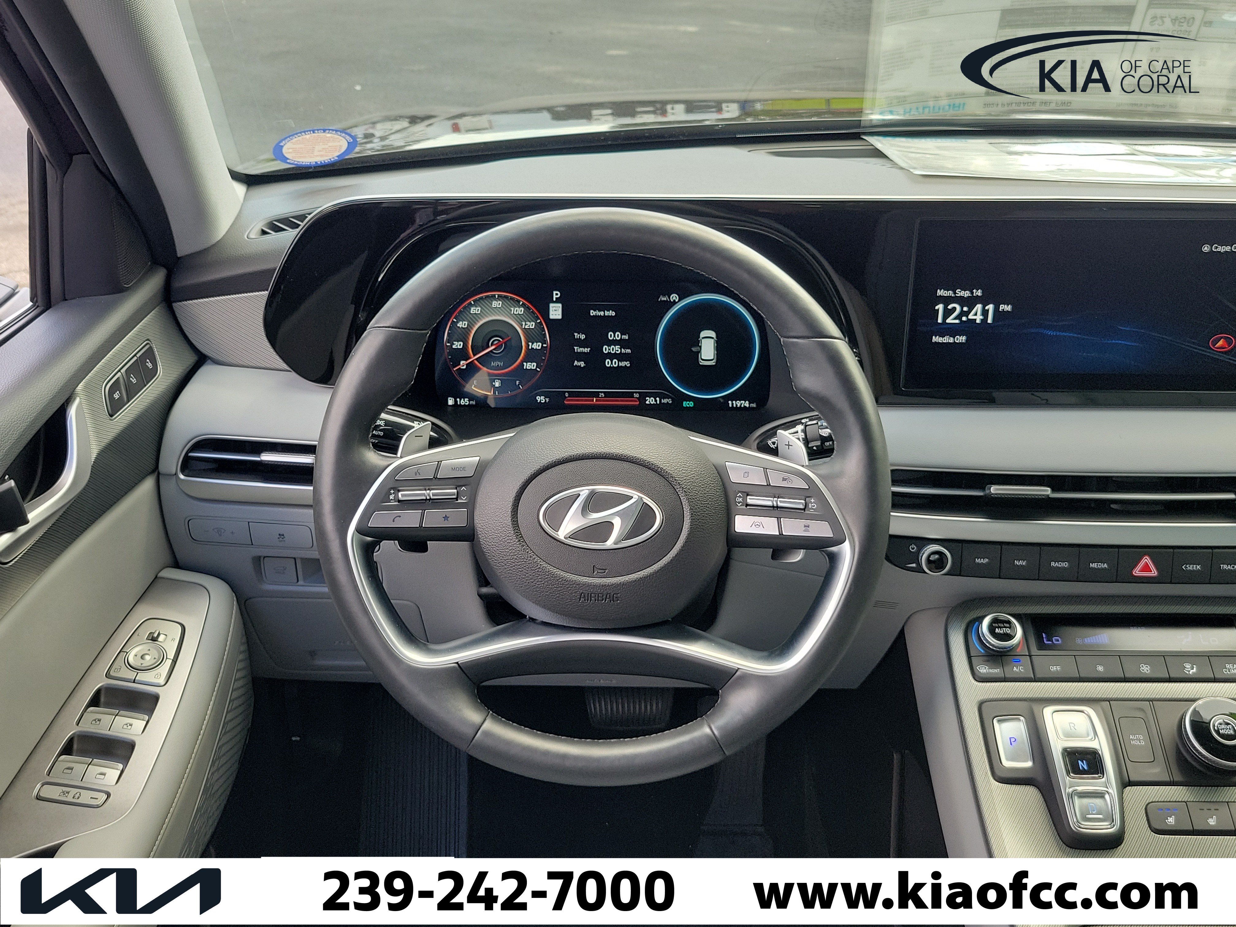 Used 2024 Hyundai Palisade SEL w/ Premium Package FWD image 17