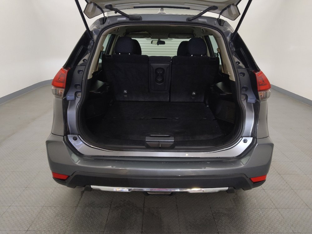 Used 2018 Nissan Rogue S image 29