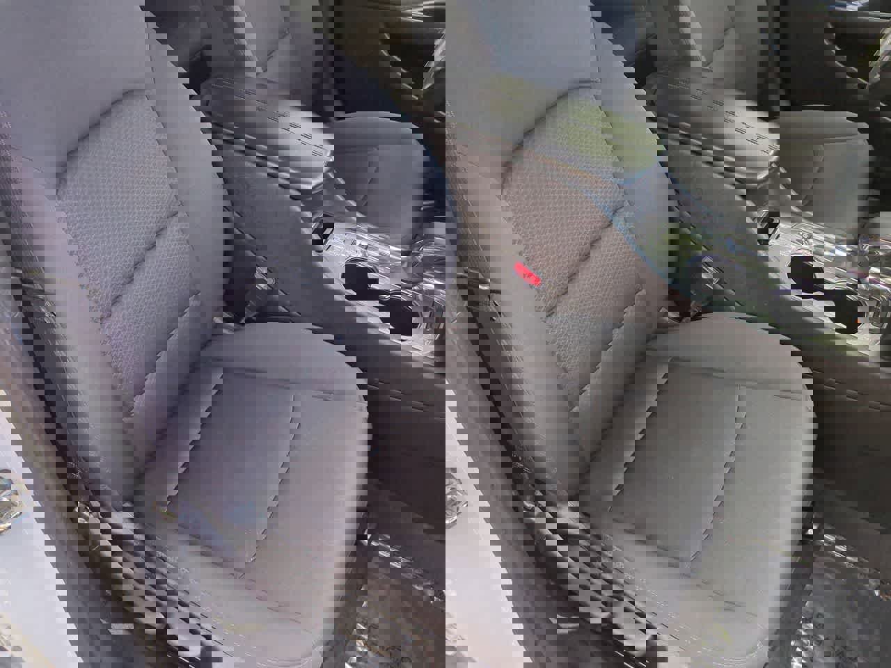 Used 2024 Chevrolet Malibu LT FWD image 23