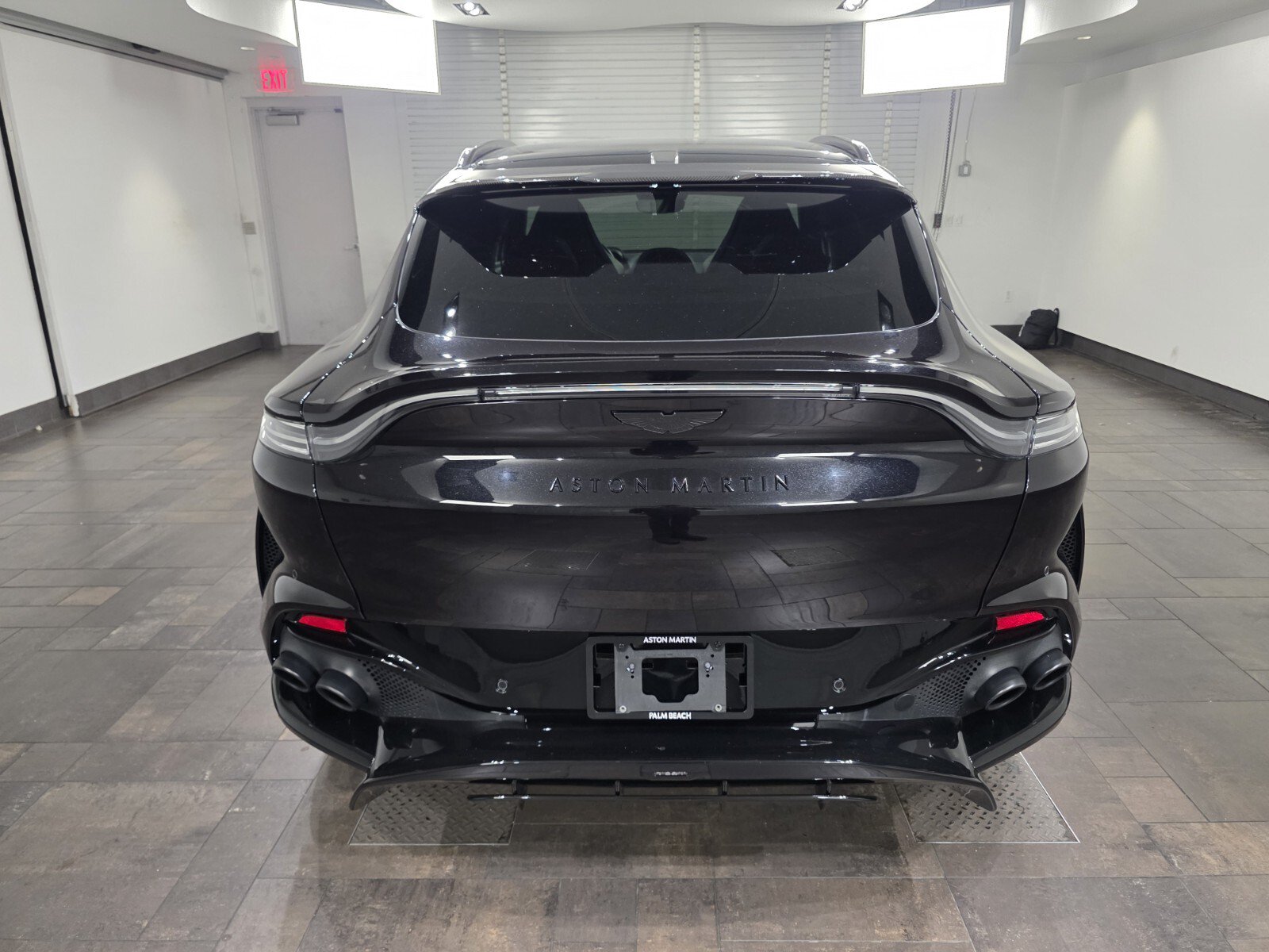 Used 2023 Aston Martin DBX 707 AWD/4WD image 21
