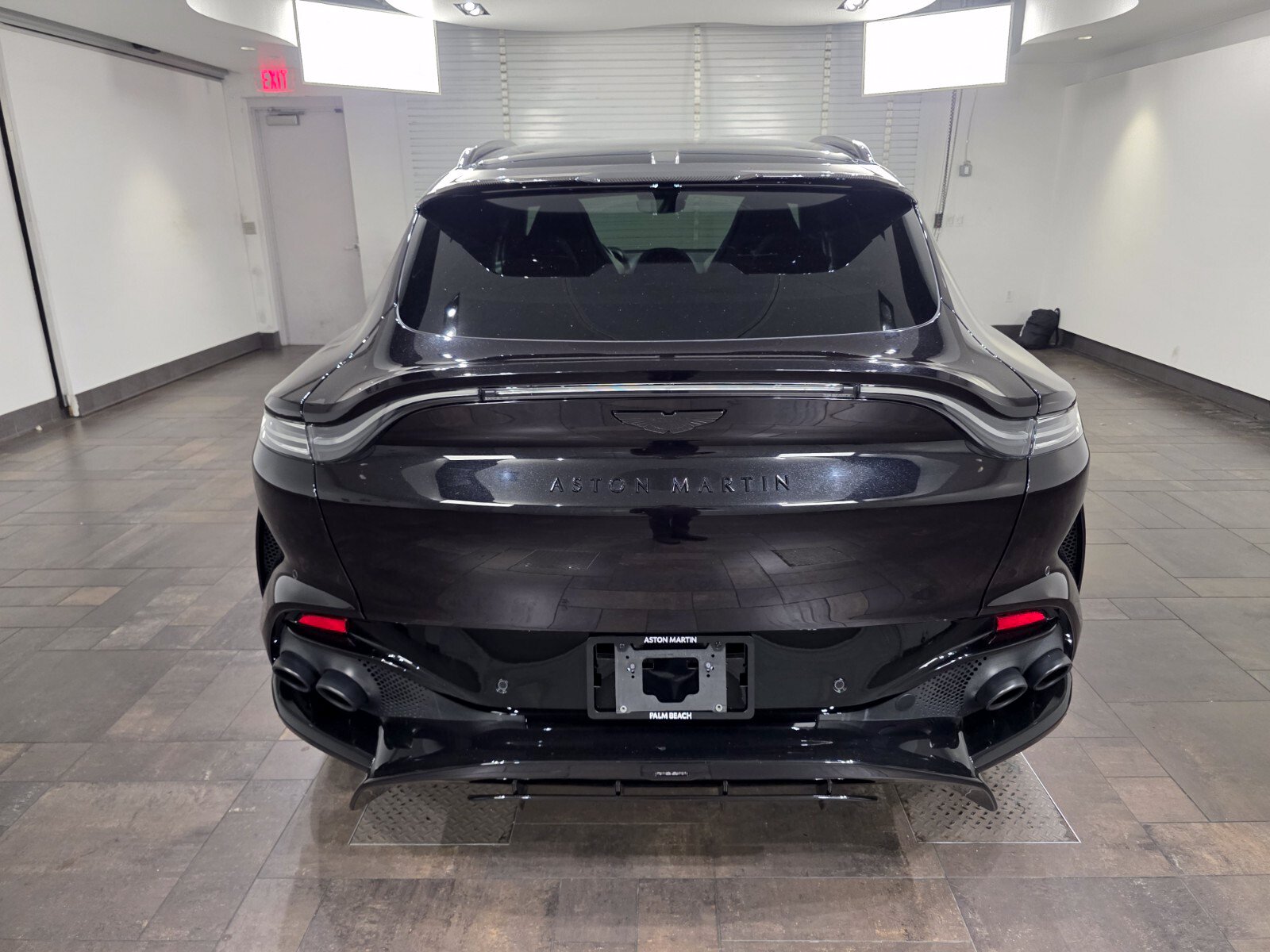 Used 2023 Aston Martin DBX 707 AWD/4WD image 21