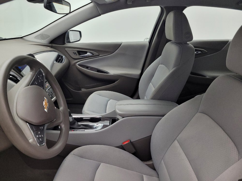 Used 2021 Chevrolet Malibu LT FWD image 17