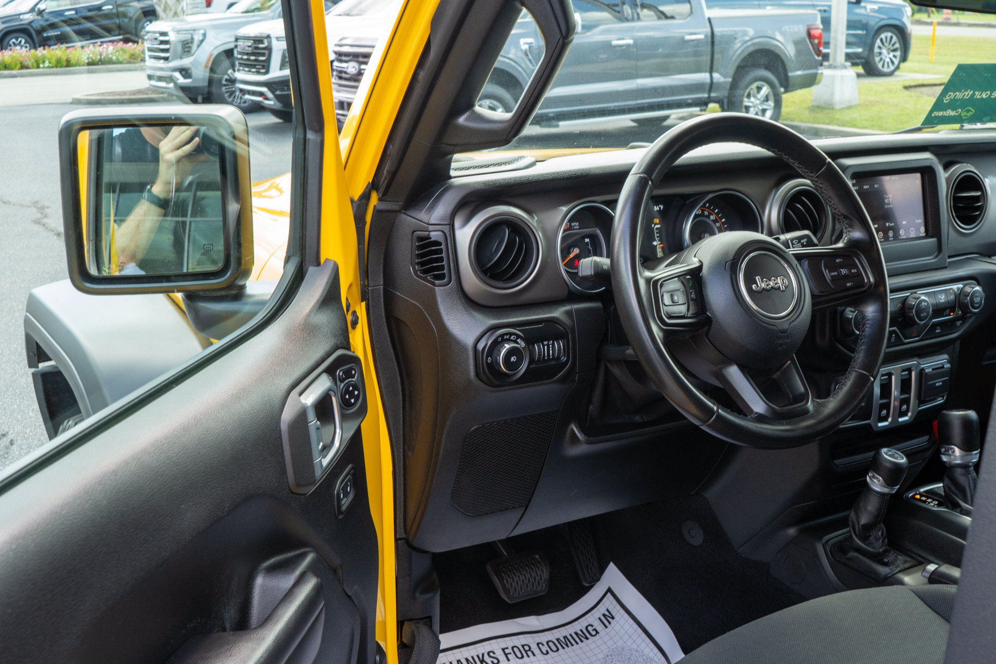 Used 2021 Jeep Wrangler Sport AWD/4WD image 12