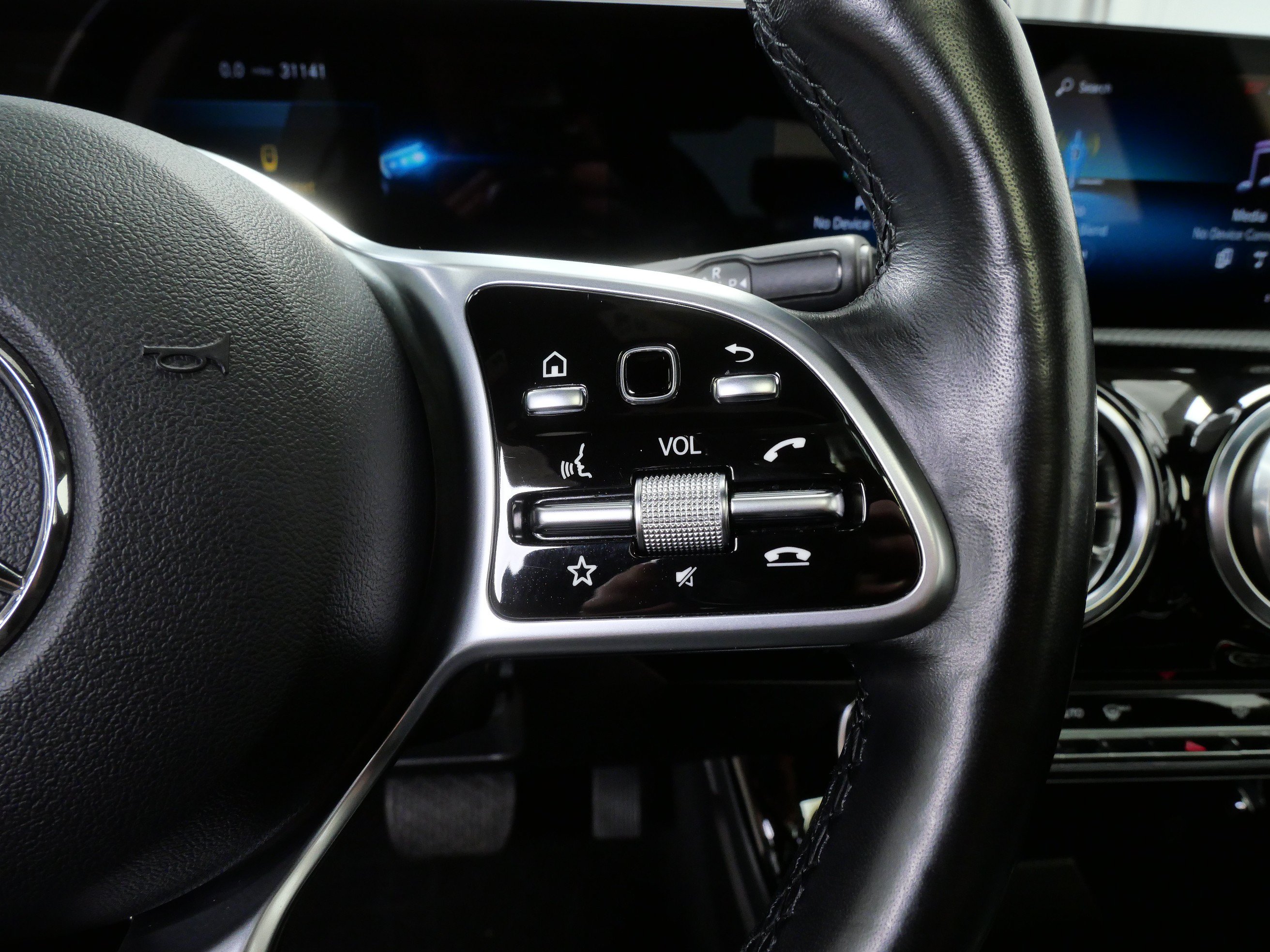 Certified 2022 Mercedes-Benz CLA 250 4MATIC w/ Premium Package Lite image 26