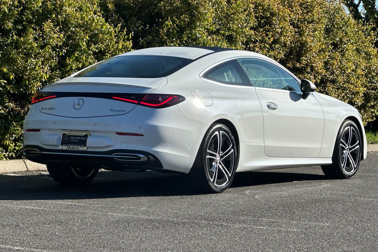 Certified 2026 Mercedes-Benz CLE 300 4MATIC Coupe image 3