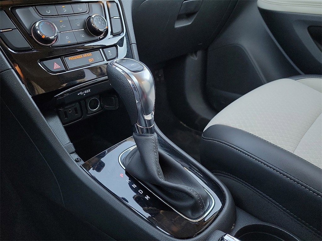 Used 2020 Buick Encore Preferred image 25