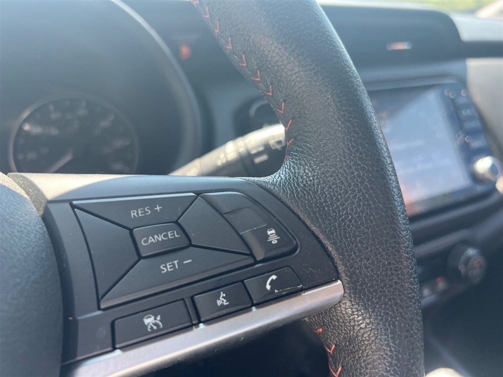 Used 2021 Nissan Kicks SR FWD image 28