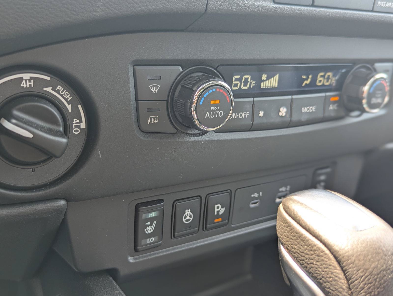 Used 2024 Nissan Frontier SL w/ Technology Package AWD/4WD image 7