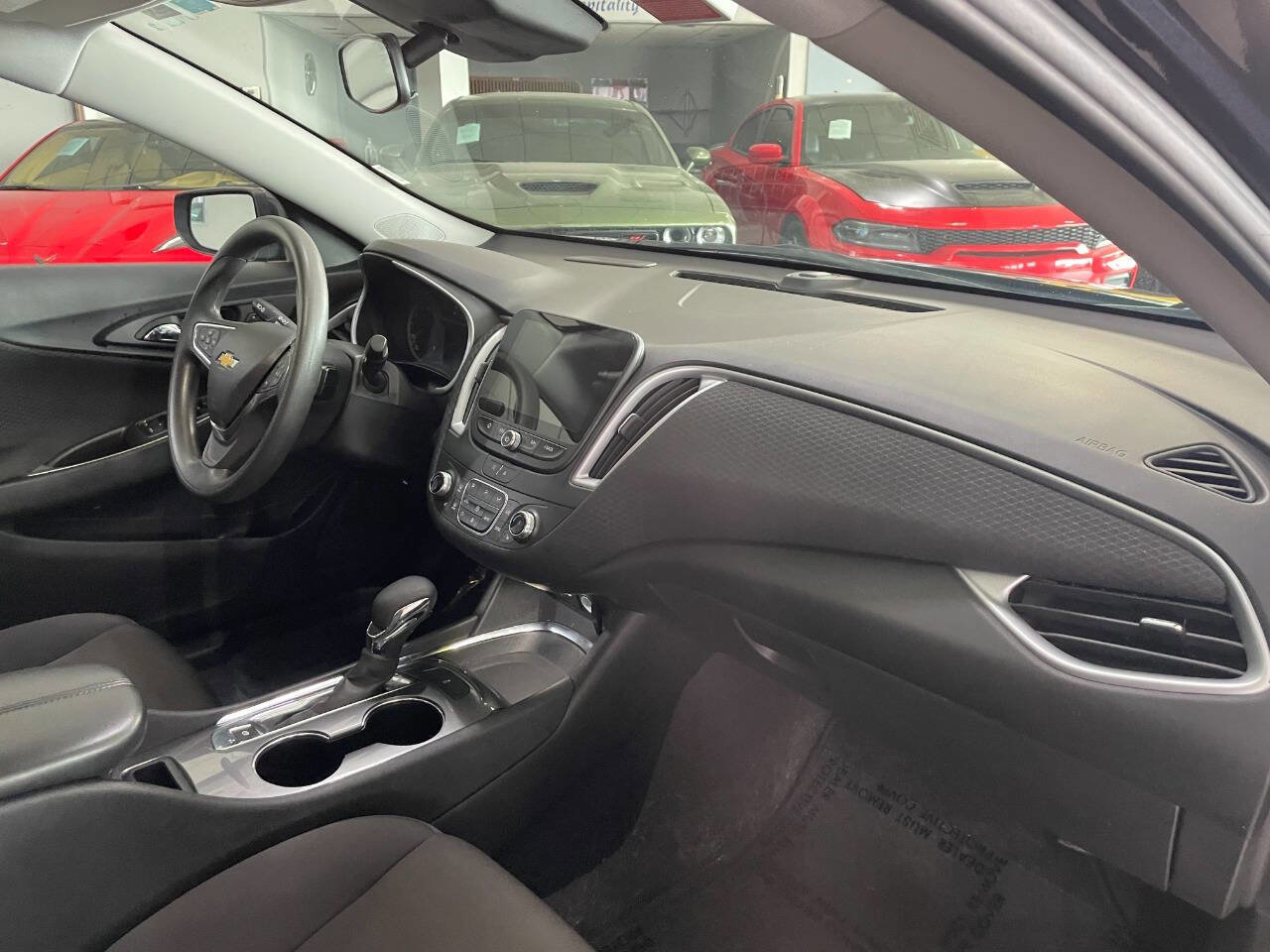 Used 2023 Chevrolet Malibu LT image 28